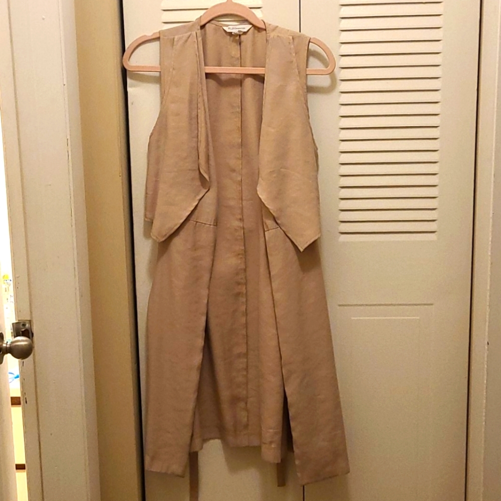 BCBG beige duster, (S)